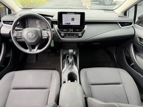Certified 2024 Toyota Corolla LE image 32