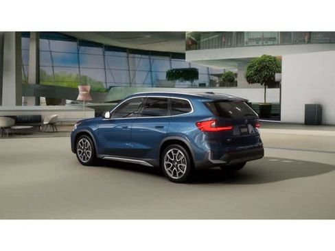 New 2026 BMW X1 xDrive28i w/ Technology Package image 2