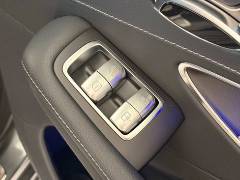 Used 2017 Mercedes-Benz S 550 S 550 4MATIC Sedan 4D image 31