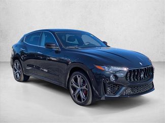 Used 2022 Maserati Levante Modena video 3