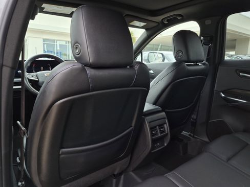 Used 2024 Cadillac XT4 Sport w/ LPO, Floor Liner Package FWD image 19