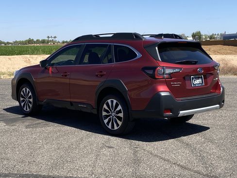 Used 2024 Subaru Outback Limited AWD/4WD image 5