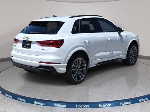 Certified 2025 Audi Q3 2.0T Premium w/ Convenience Package AWD/4WD image 5