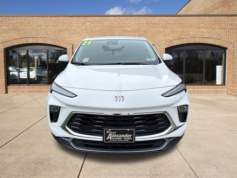 Used 2025 Buick Encore GX Preferred image 9