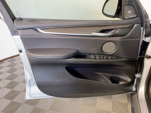 Used 2018 BMW X5 sDrive35i image 10