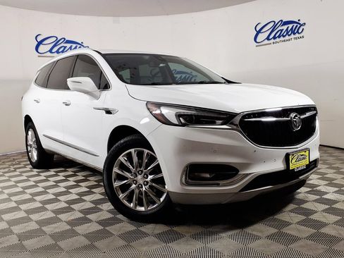 Used 2021 Buick Enclave Premium w/ Sun and Sites Package FWD image 1