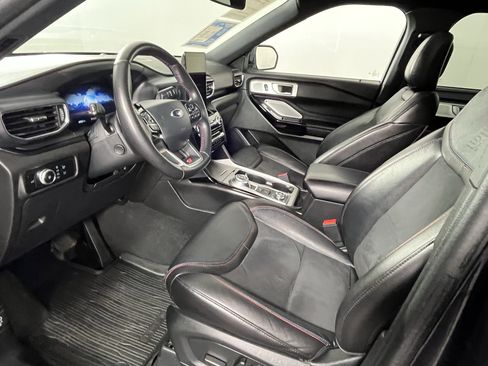 Used 2023 Ford Explorer ST w/ Equipment Group 401A image 10