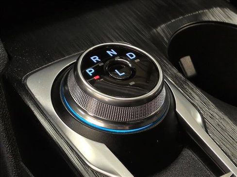 Used 2025 Ford Escape ST-Line image 12