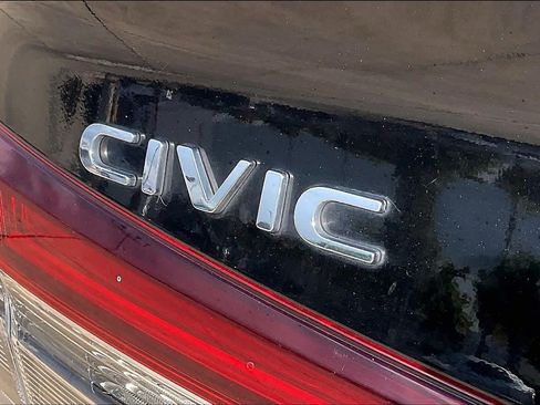 Used 2025 Honda Civic LX image 10