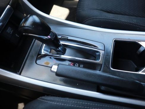 Used 2015 Honda Accord Sport image 17
