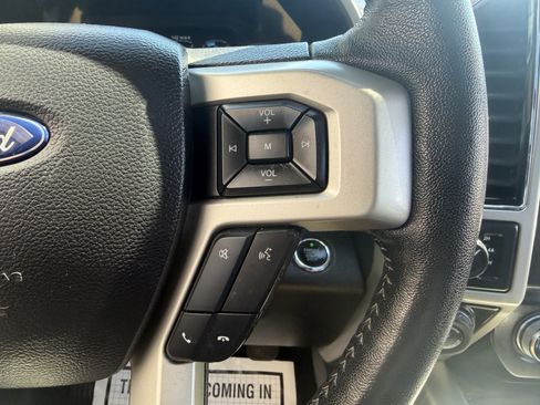 Used 2019 Ford F150 Lariat w/ Equipment Group 502A Luxury AWD/4WD image 36