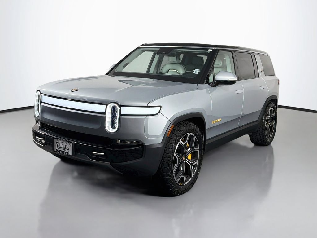 Used 2024 Rivian R1S Adventure Quad AWD/4WD image 3