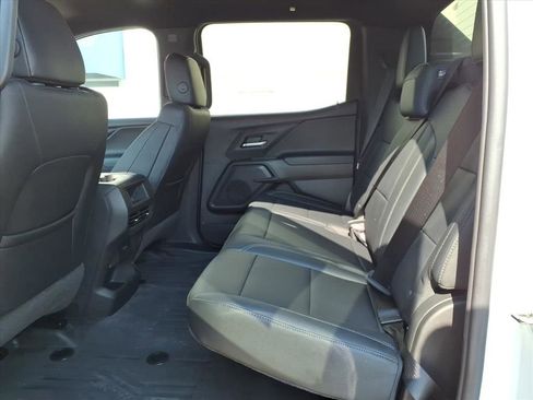 New 2024 Chevrolet Silverado EV W/T AWD/4WD image 13
