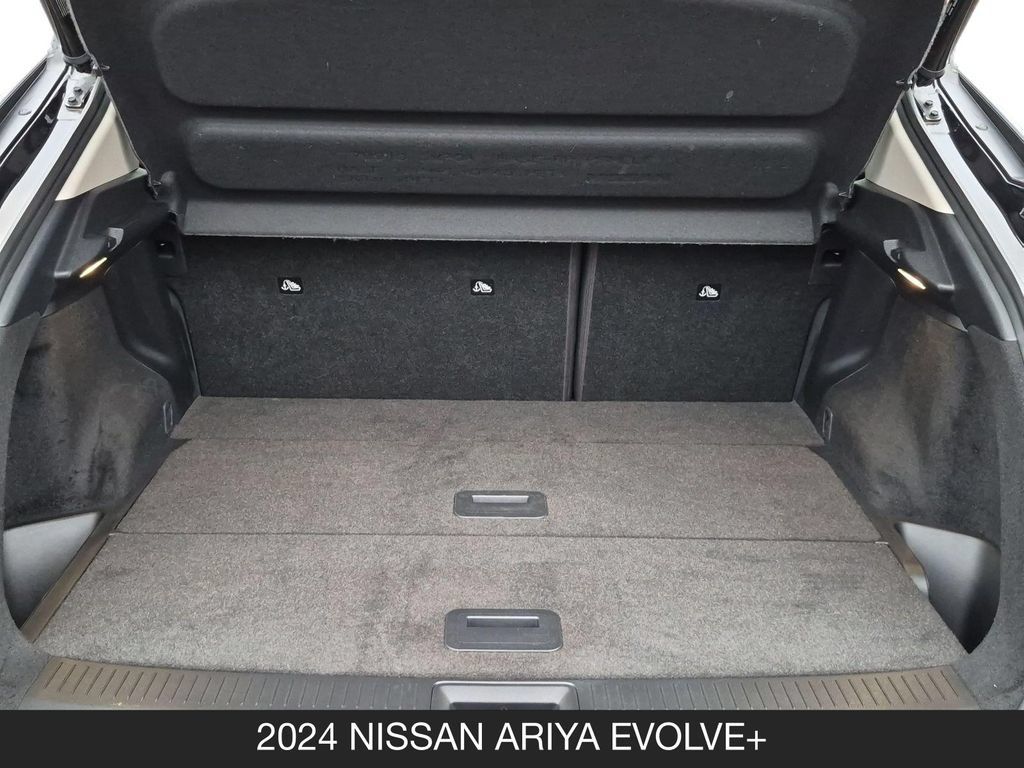 Used 2024 Nissan Ariya FWD image 25