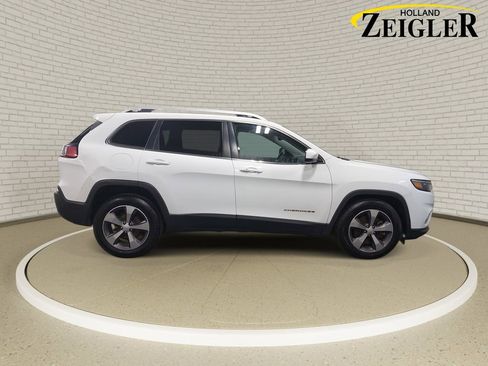Used 2019 Jeep Cherokee Limited FWD image 4