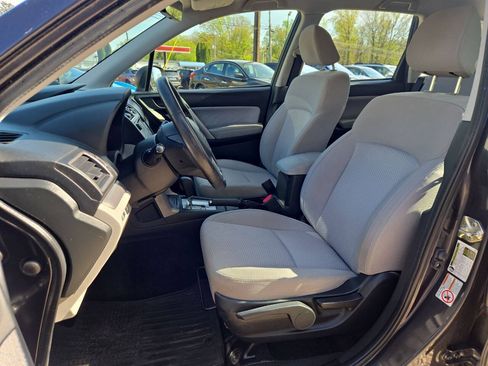 Used 2017 Subaru Forester 2.5i w/ Alloy Wheel Package AWD/4WD image 14