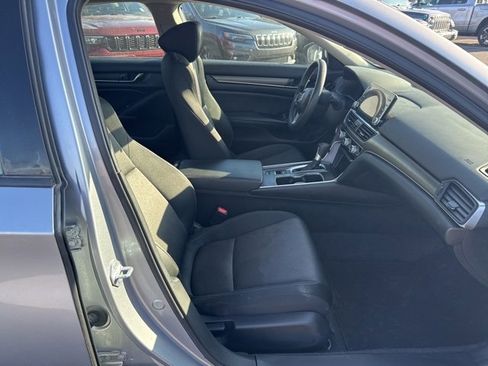 Used 2022 Honda Accord LX image 12
