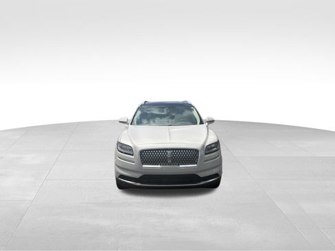 Used 2022 Lincoln Nautilus Reserve w/ Equipment Group 201A AWD/4WD image 2