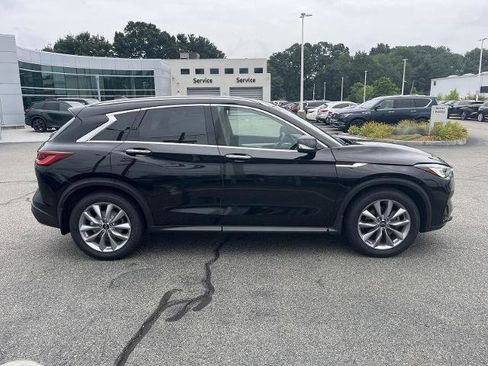 Certified 2022 INFINITI QX50 Essential image 2
