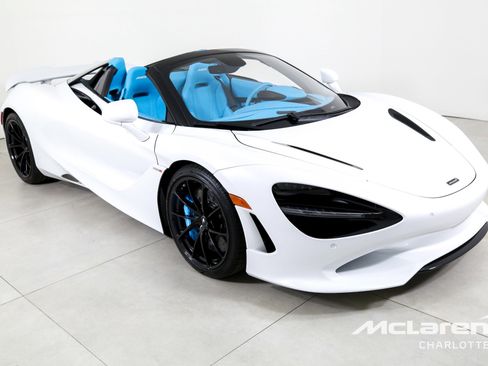 New 2026 McLaren 750S Spider RWD image 4