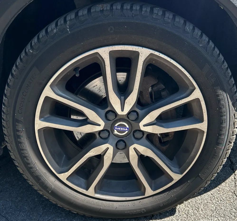 Used 2018 Volvo V60 T5 Cross Country AWD/4WD image 13