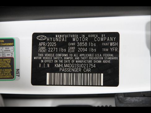 Certified 2025 Hyundai Elantra Sport FWD image 21