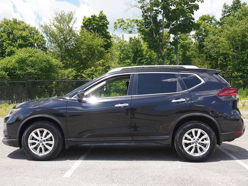 Used 2018 Nissan Rogue SV w/ Premium Package AWD/4WD image 16