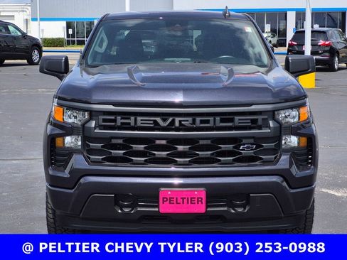 Used 2023 Chevrolet Silverado 1500 Custom w/ 2.7L Blackout Package AWD/4WD image 2