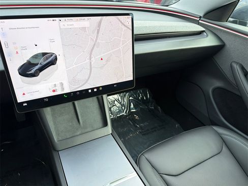 Used 2024 Tesla Model 3 Standard Range image 25