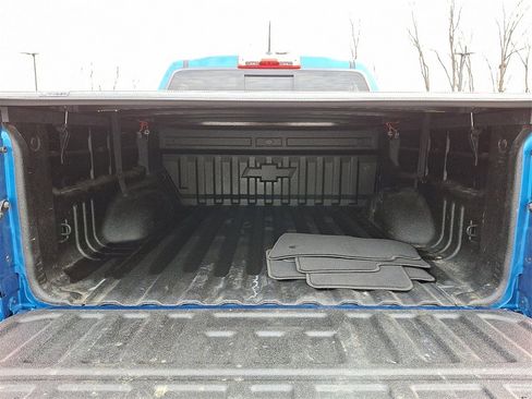 Used 2022 Chevrolet Colorado LT w/ LT Convenience Package image 28