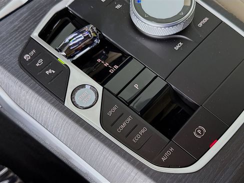 New 2026 BMW i4 eDrive40 w/ Premium Package RWD image 17