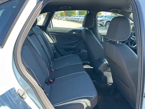 Used 2025 Volkswagen Jetta Sport image 45