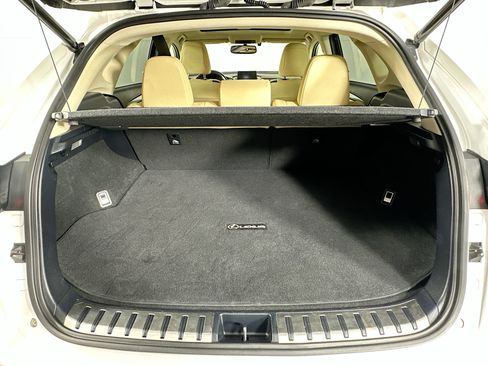 Used 2015 Lexus NX 300h AWD image 31