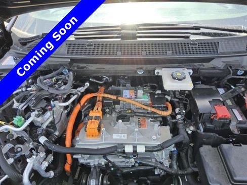 Used 2025 Chevrolet Equinox EV RS FWD image 9