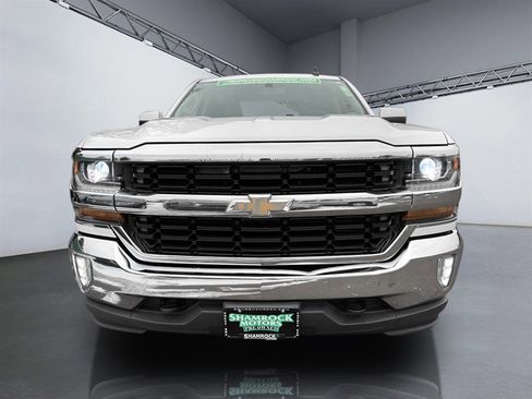 Used 2017 Chevrolet Silverado 1500 LT w/ All Star Edition image 10