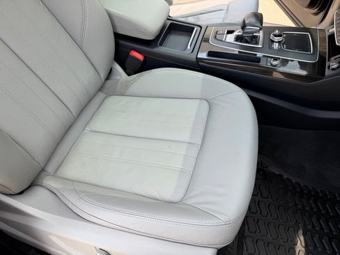 Used 2018 Audi Q5 2.0T Premium Plus w/ Premium Plus Package AWD/4WD image 25