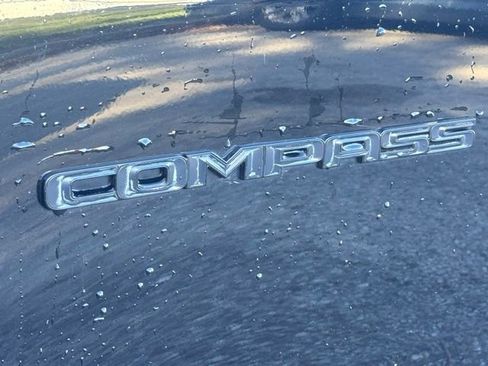 Used 2020 Jeep Compass Latitude image 47