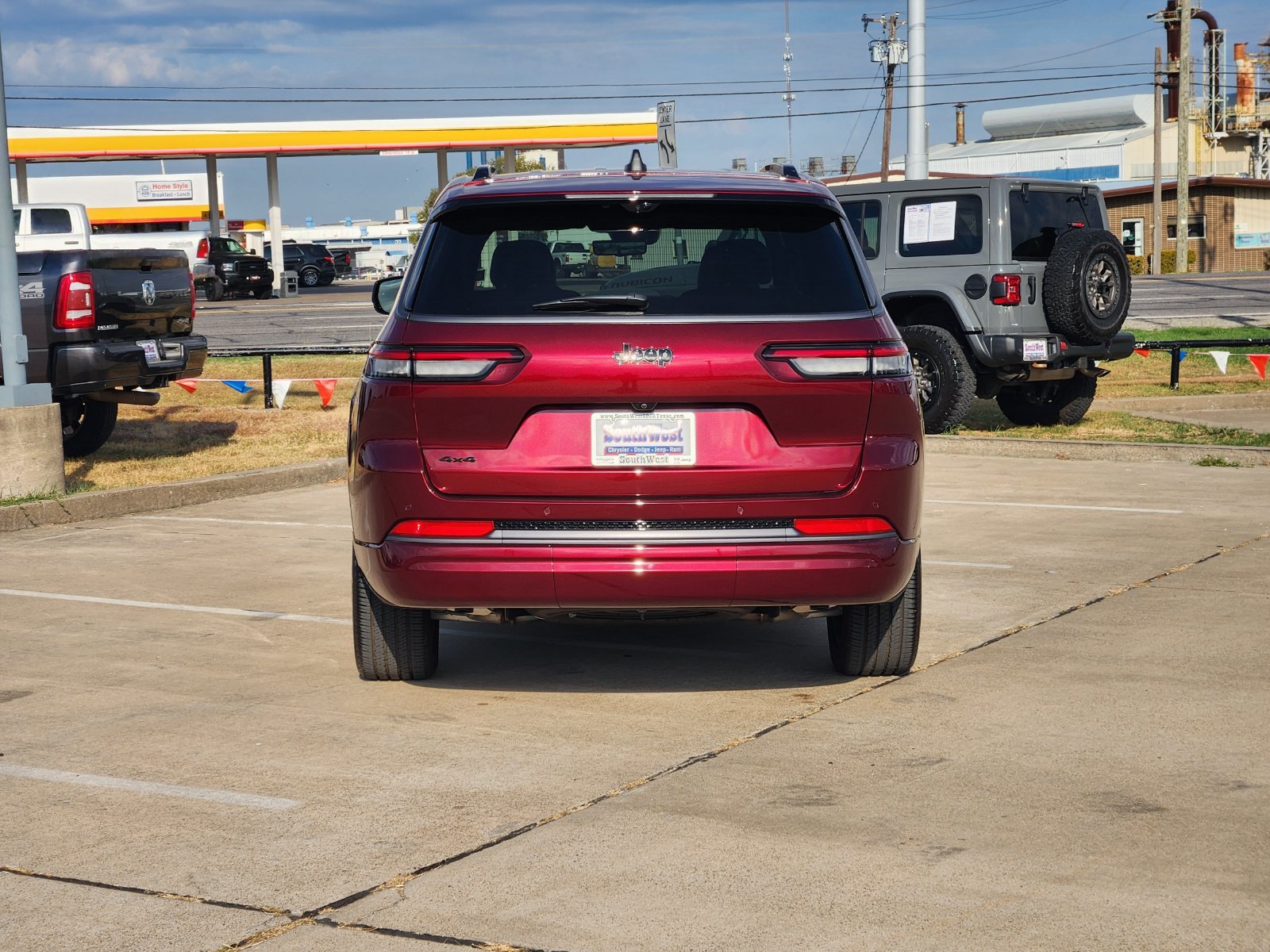 Used 2026 Jeep Grand Cherokee L Limited AWD/4WD image 8