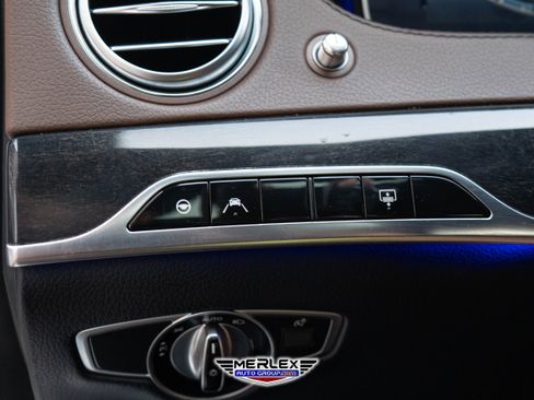 Used 2019 Mercedes-Benz S 560 4MATIC Sedan image 39