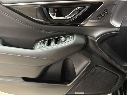 Used 2023 Subaru Outback Limited image 20