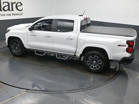 Used 2025 Chevrolet Colorado Z71 w/ Technology Package AWD/4WD image 41
