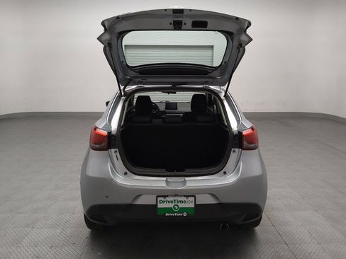 Used 2020 Toyota Yaris LE FWD image 29