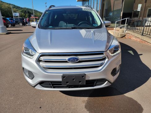 Used 2018 Ford Escape SEL AWD/4WD image 2