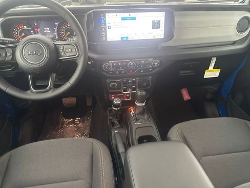 New 2026 Jeep Wrangler Willys AWD/4WD image 30