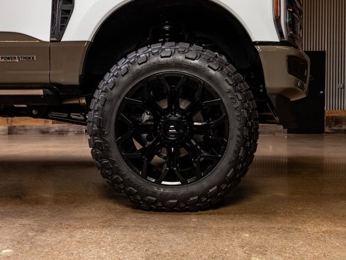 Used 2026 Ford F350 King Ranch image 12