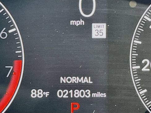 Used 2024 Honda HR-V EX-L image 12