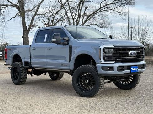 New 2026 Ford F250 Platinum w/ FX4 Off-Road Package image 2