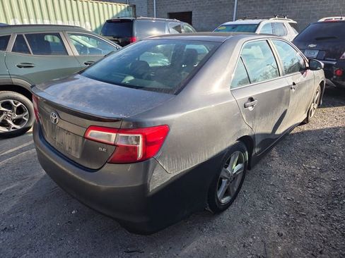 Used 2013 Toyota Camry SE image 5