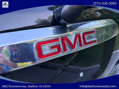 Used 2016 GMC Acadia SLT w/ Open Road Package FWD image 12
