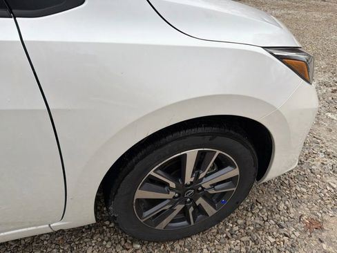 Used 2025 Nissan Versa SV image 20